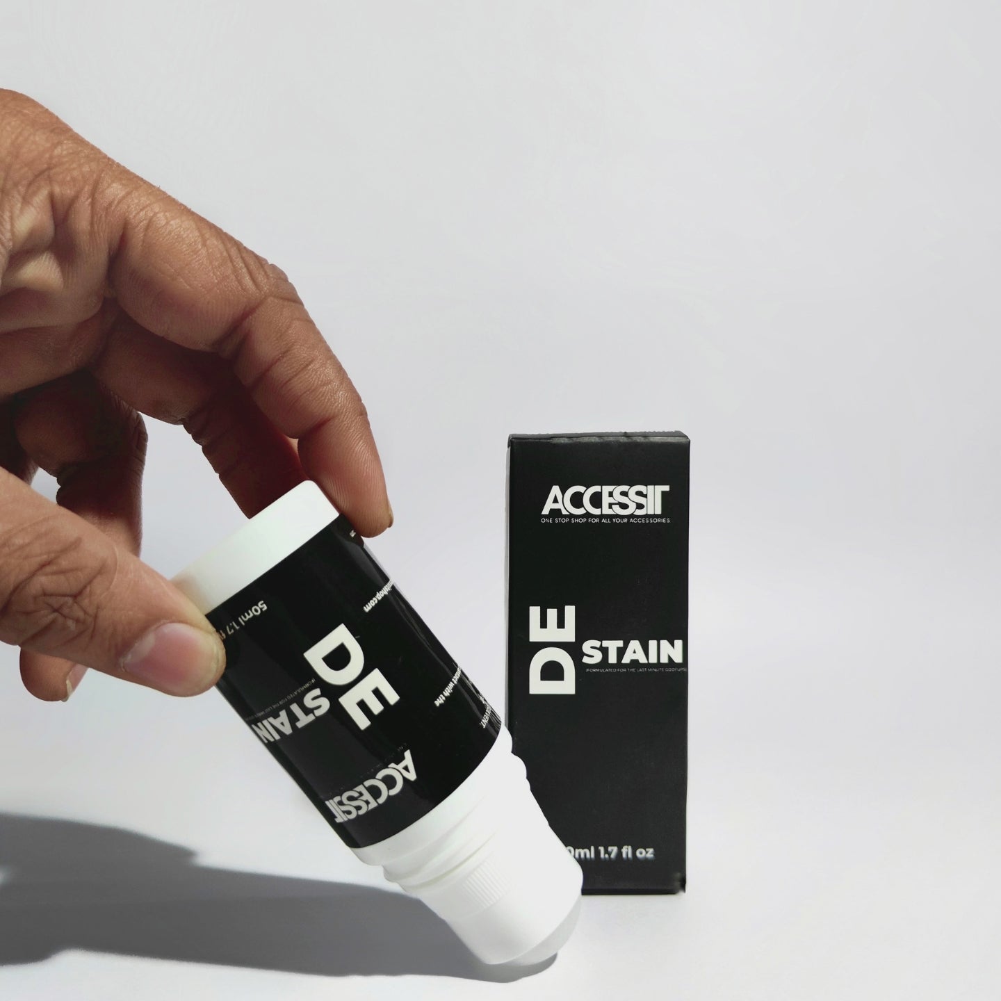 DE-STAIN | Stain Removing Roll-On For Shoes